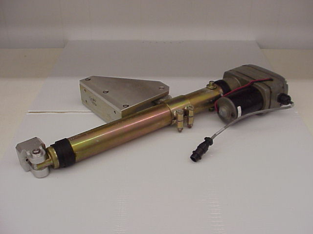 Thomson Saginaw 90VDC 18:1 Linear Actuator - 7821137